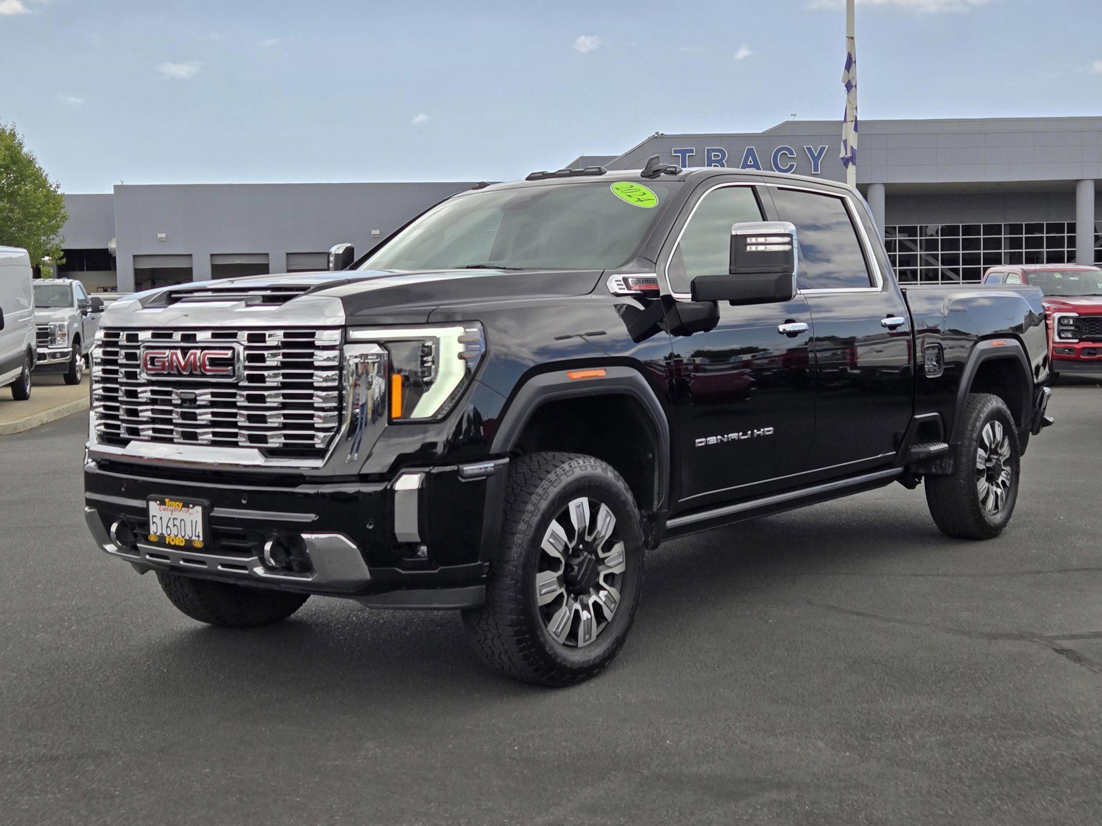 Certified Used 2024 Onyx Black GMC Denali image 8