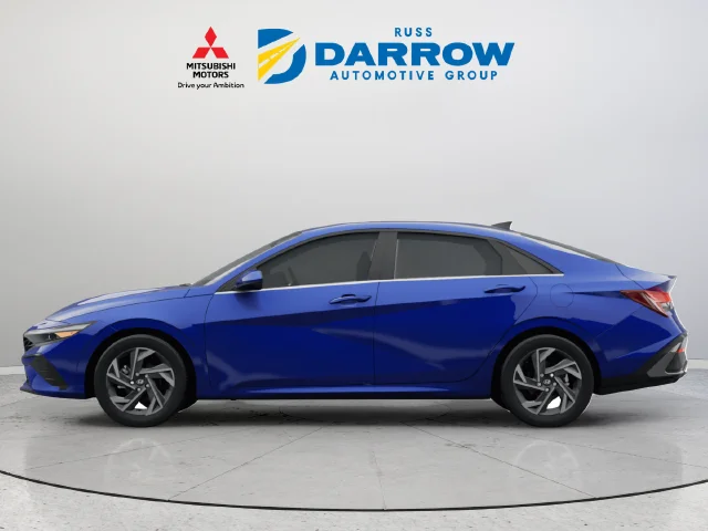Used 2024 Blue Hyundai SEL image 2