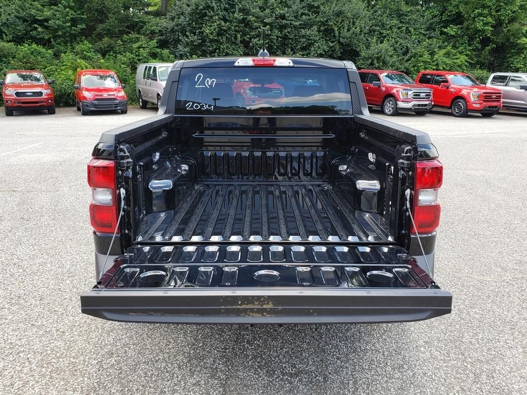 New 2026 Shadow Black Ford XLT image 9