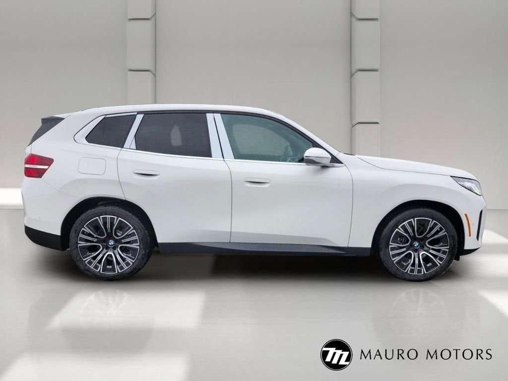 New 2026 White BMW 30 xDrive image 5