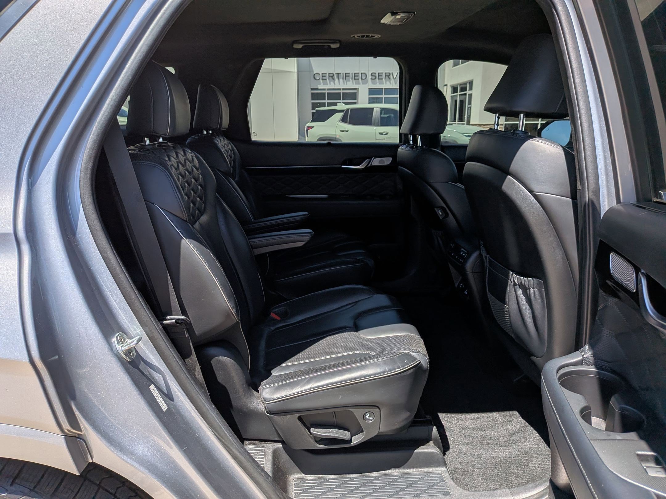 Used 2020 Lagoon Silver Hyundai Limited image 28