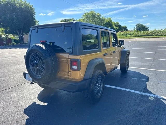 New 2026 Goldilocks Jeep Sport S image 7