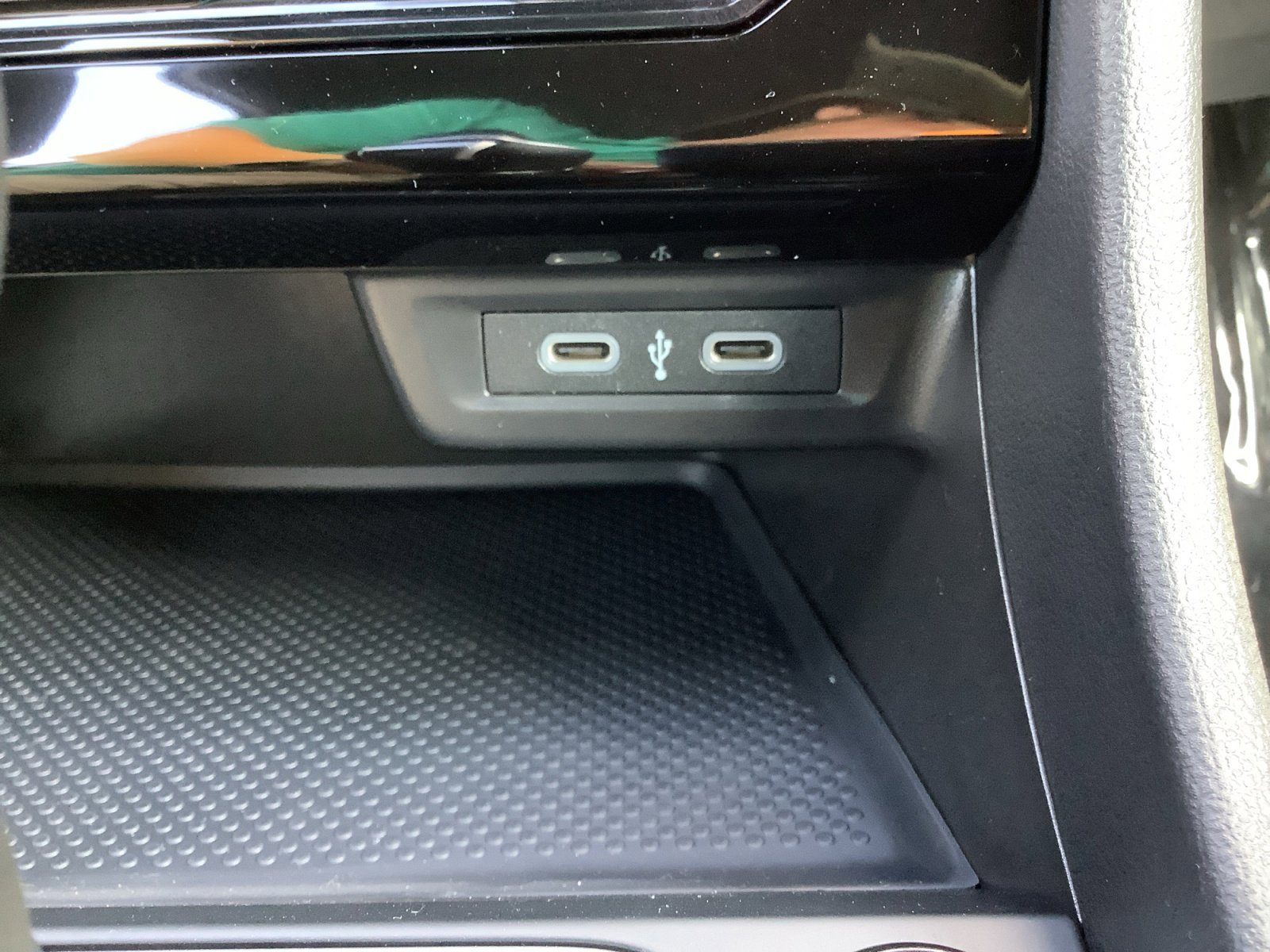 New 2026 Platinum Gray Metallic Volkswagen Sport image 21