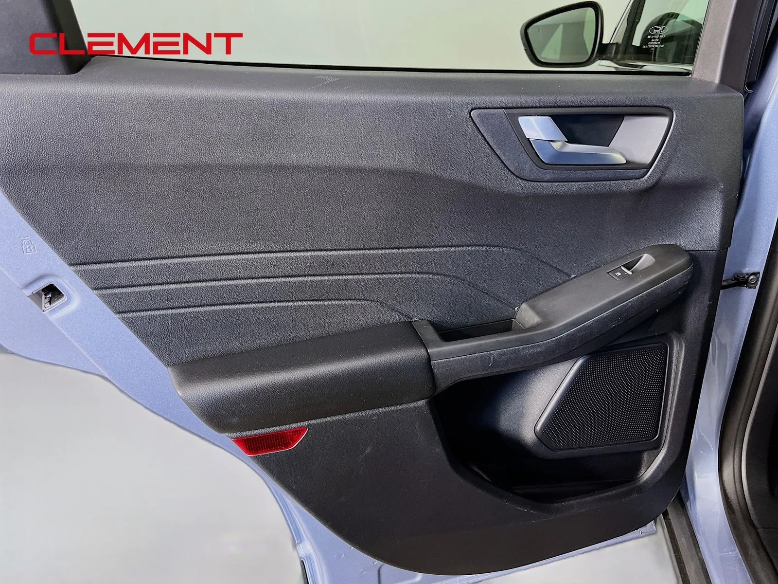 Used 2022 Blue Ford Titanium image 29