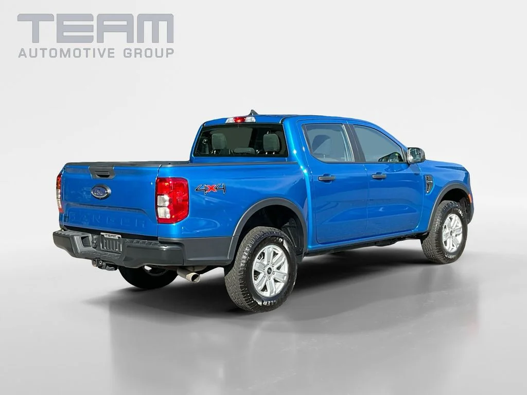 Used 2025 Blue Ford XL image 7