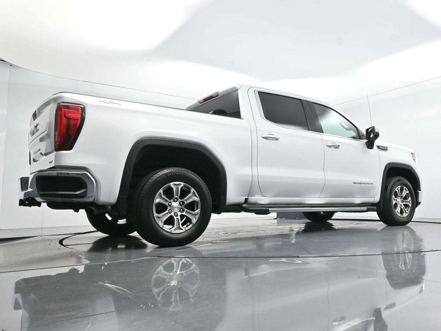 Used 2022 Summit White GMC SLT image 49