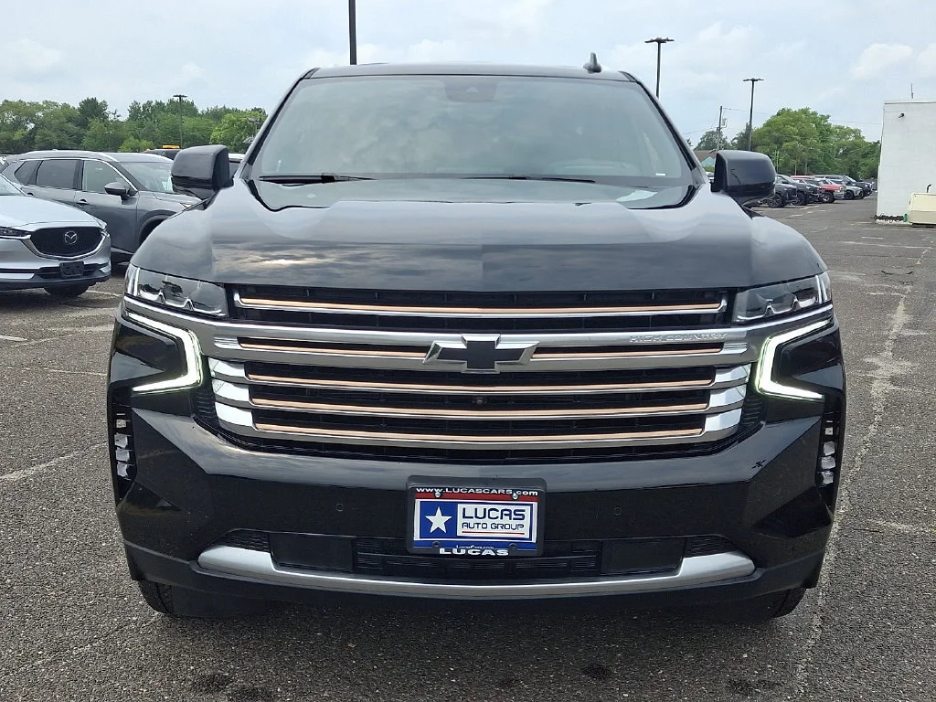 Used 2024 Black Chevrolet High Country image 4