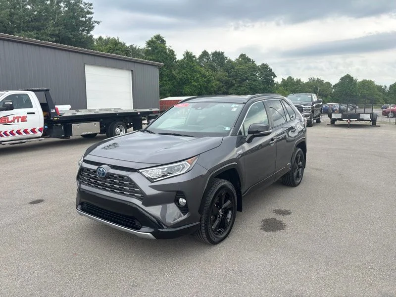 Used 2021 Gray Toyota XSE image 7