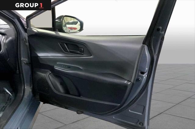 Certified Used 2024 GRAY ME. Toyota  image 23