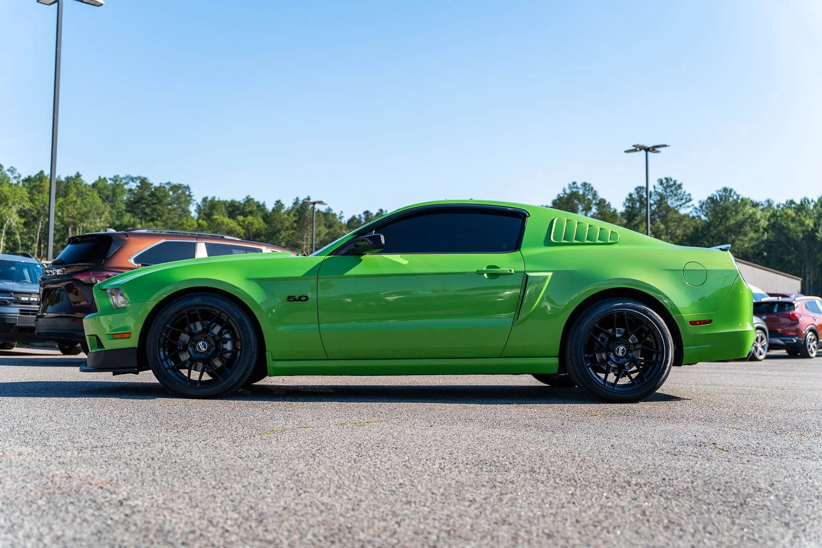 Used 2014 Green Ford GT image 4