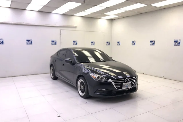 2018 Mazda Mazda3 4-Door Sport