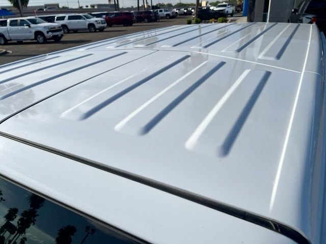 Used 2025 White Jeep Sahara image 7