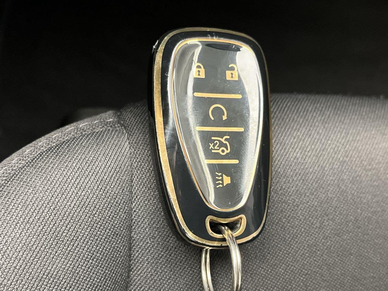 Used 2024 Sterling Gray Metallic Chevrolet LT image 27