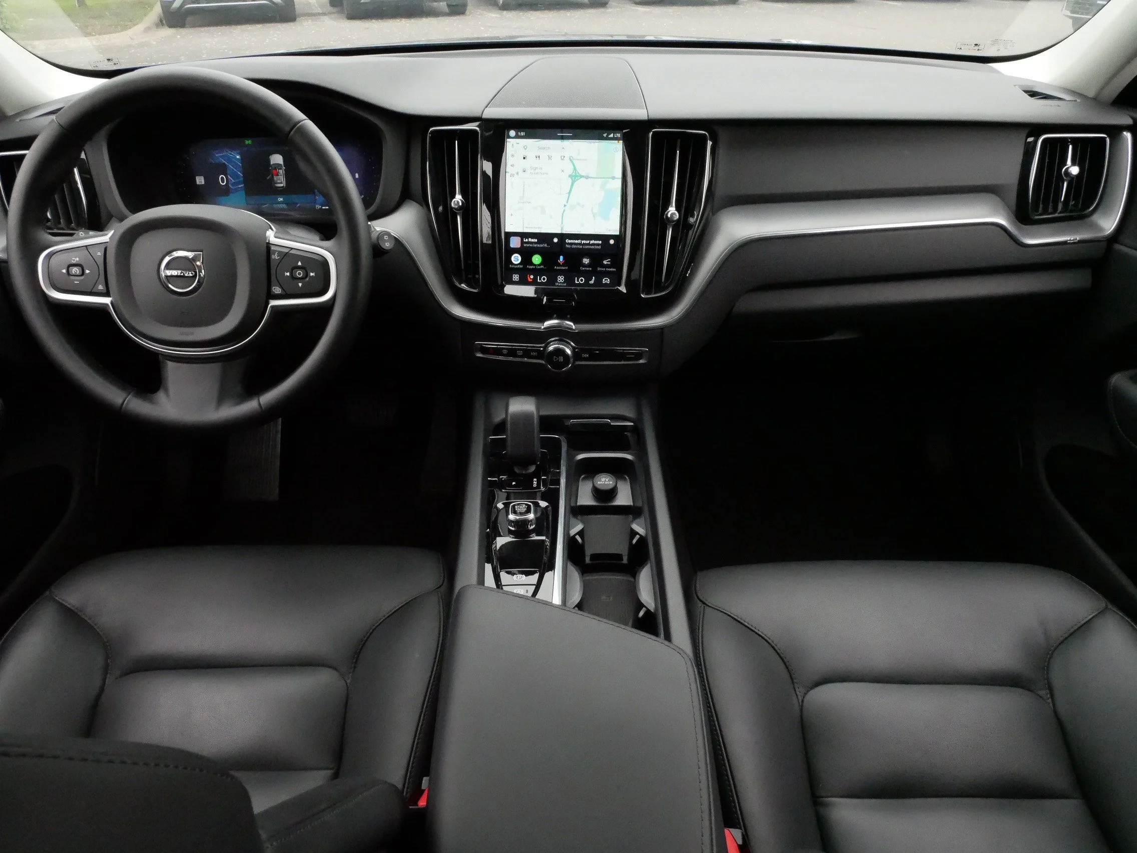 Used 2025 Denim Blue Metallic Volvo Core image 10