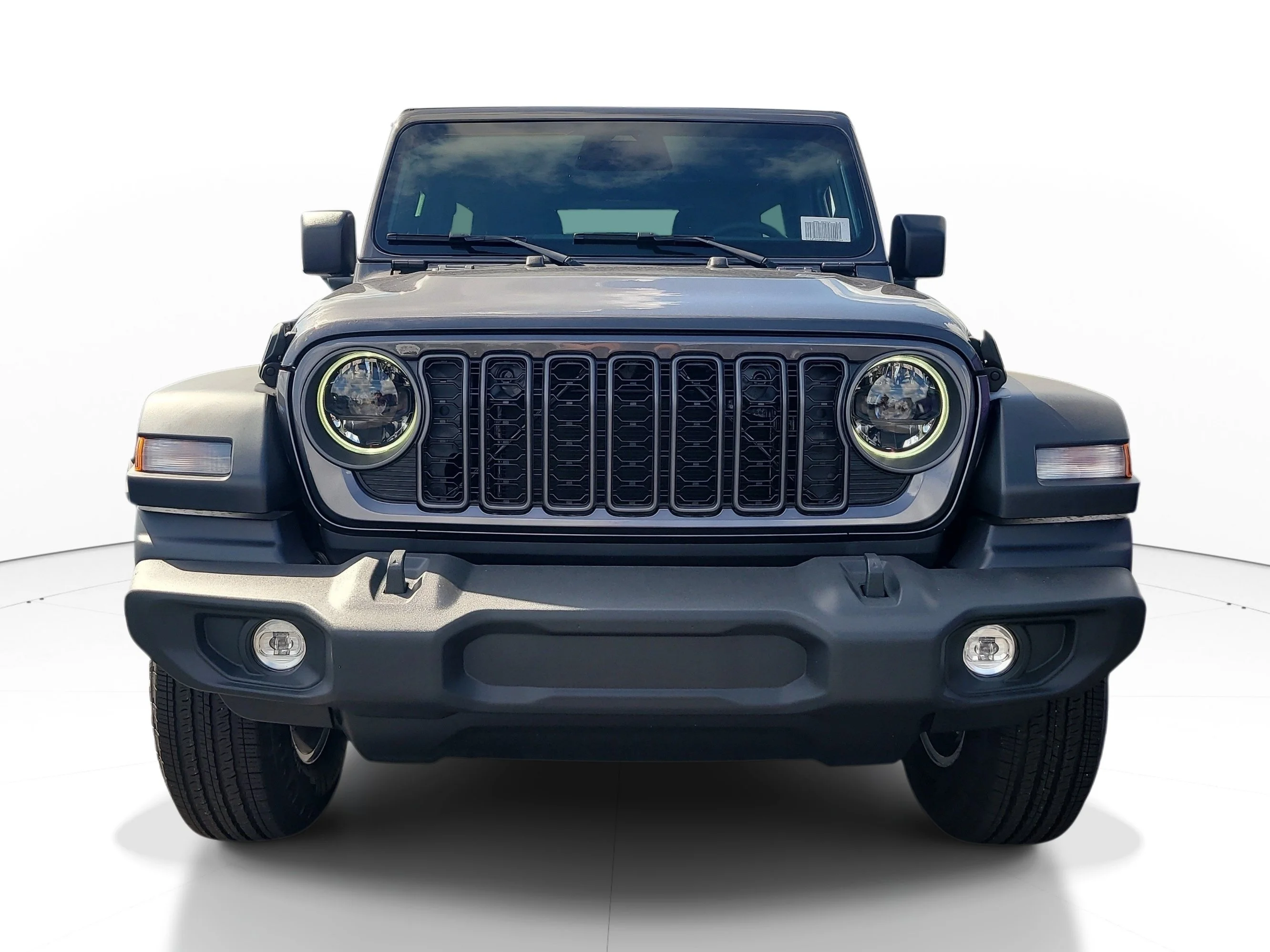 New 2026 Granite Crystal Metallic Clearcoat Jeep Sport S image 3