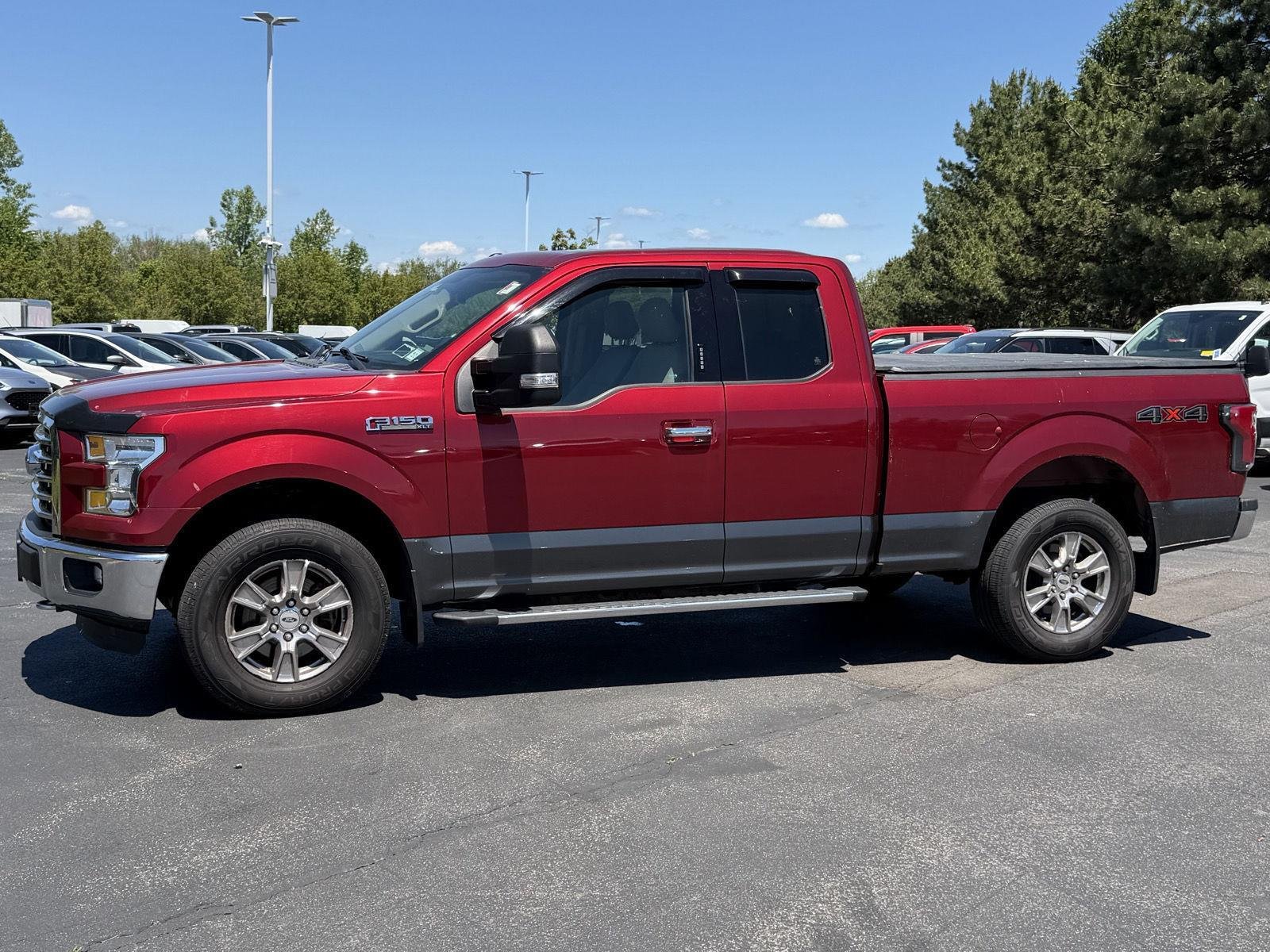 Used 2016 Ruby Red Metallic Tinted Clearcoat Ford XLT image 4