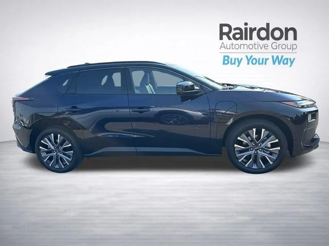 New 2026 MIDNIGHT TIDE MICA, TWO TO Subaru Touring XT image 10