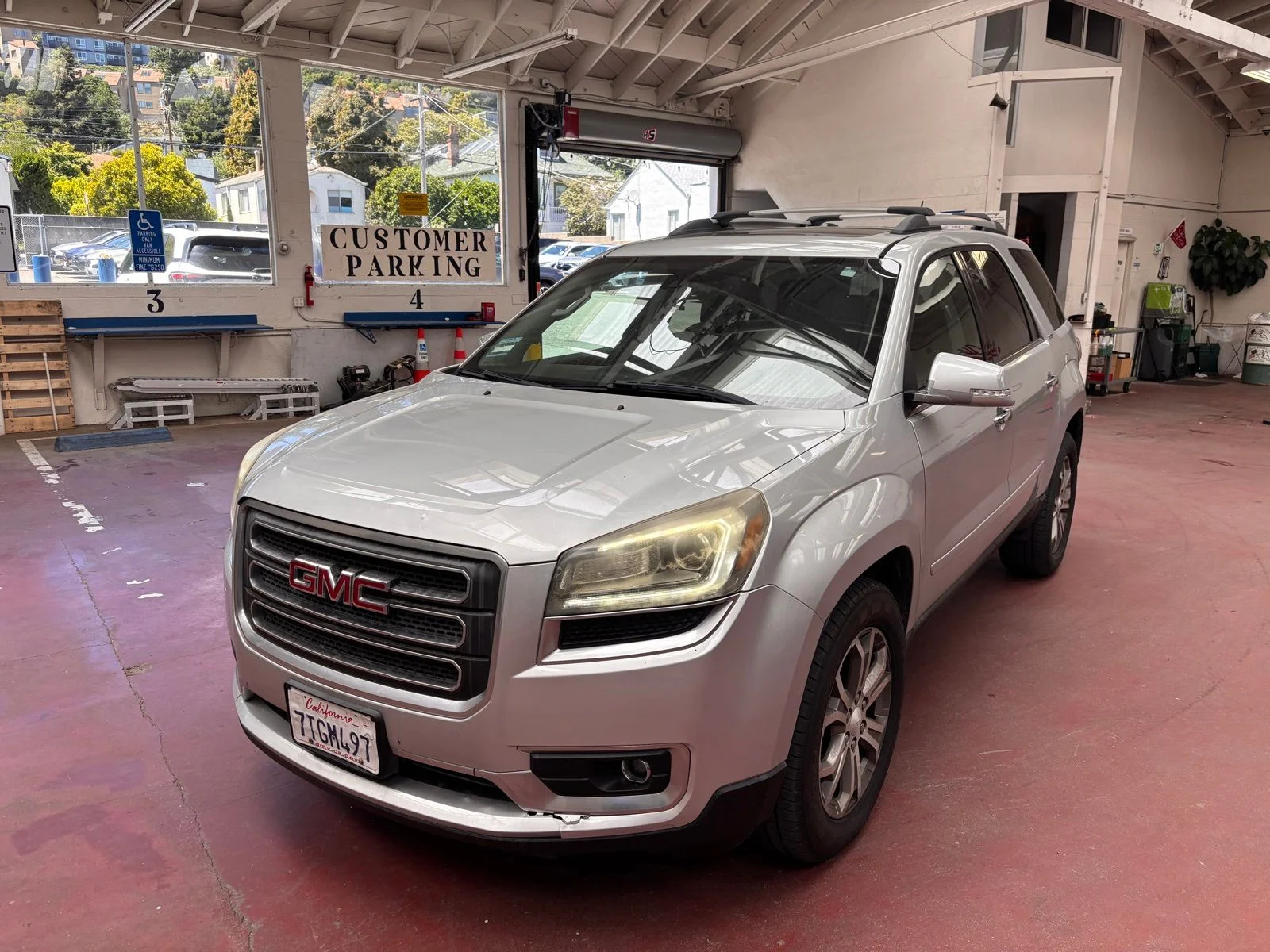 2016 GMC Acadia FWD SLT-1's photo