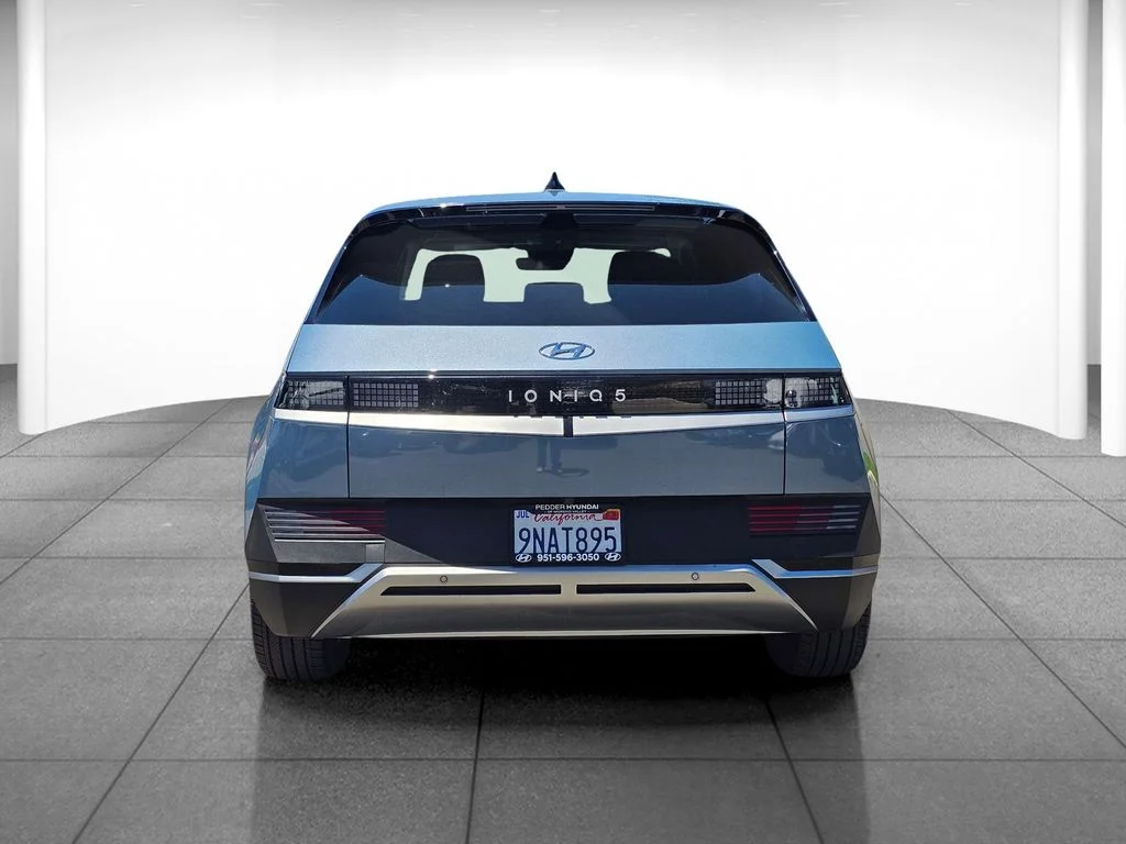 Used 2024 Blue Hyundai SEL image 4