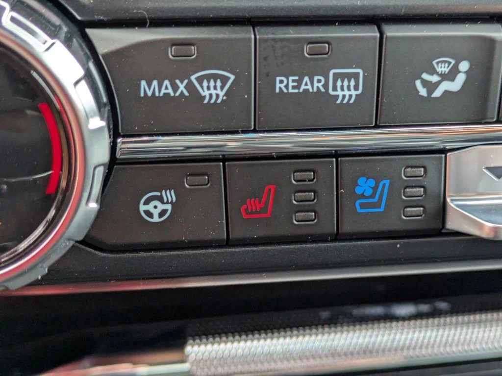 New 2026 Agate Black Metallic Ford Lariat image 24