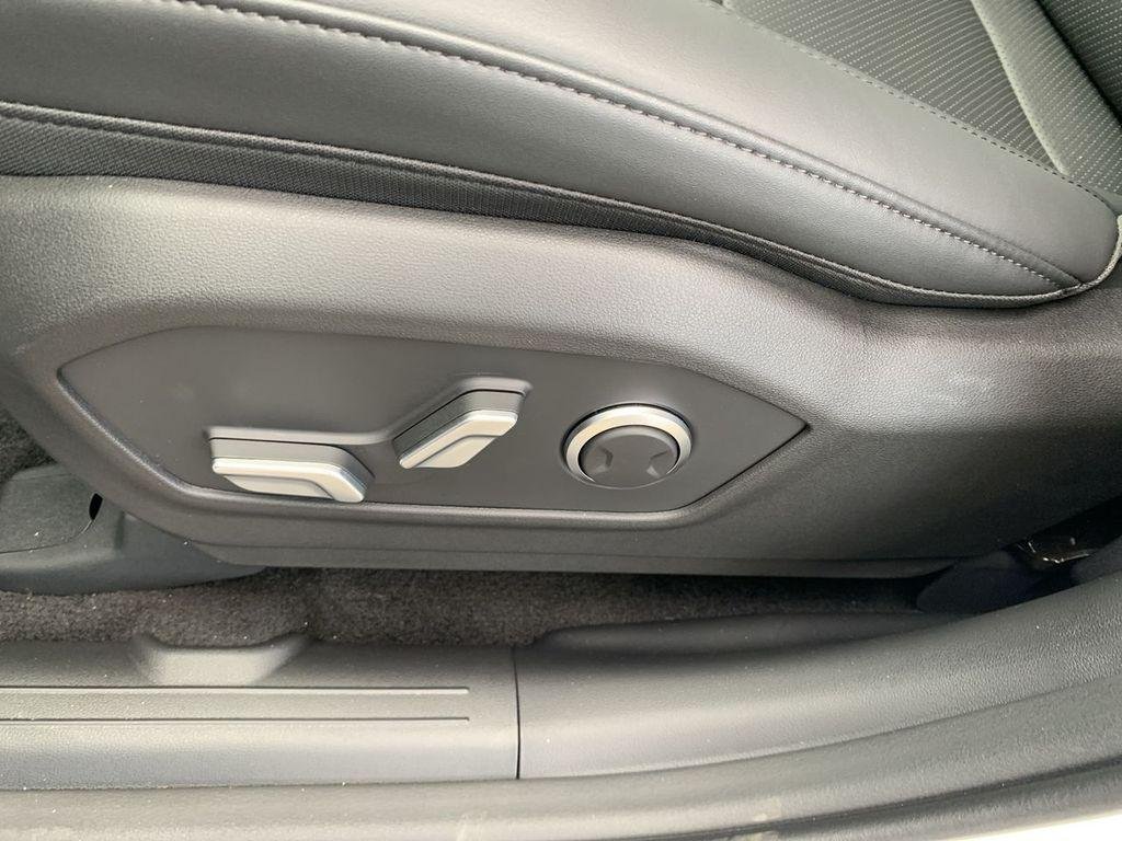 2026 Hyundai Santa Fe SEL - Photo 12