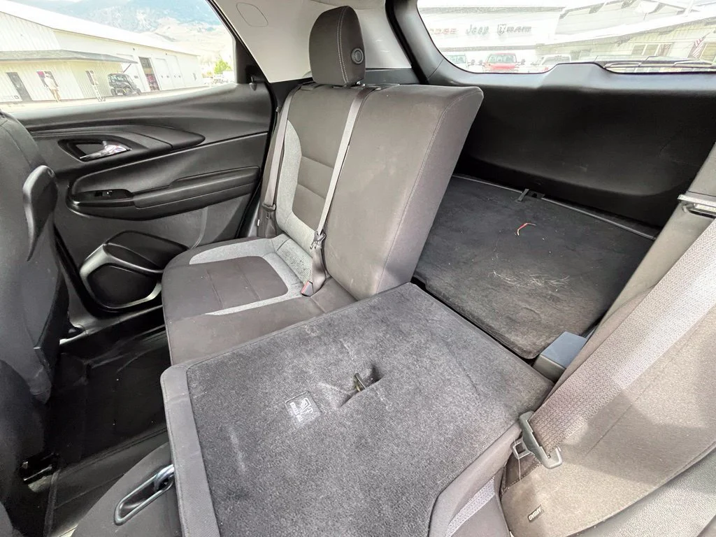 Used 2024 Sterling Gray Metallic Chevrolet LT image 16