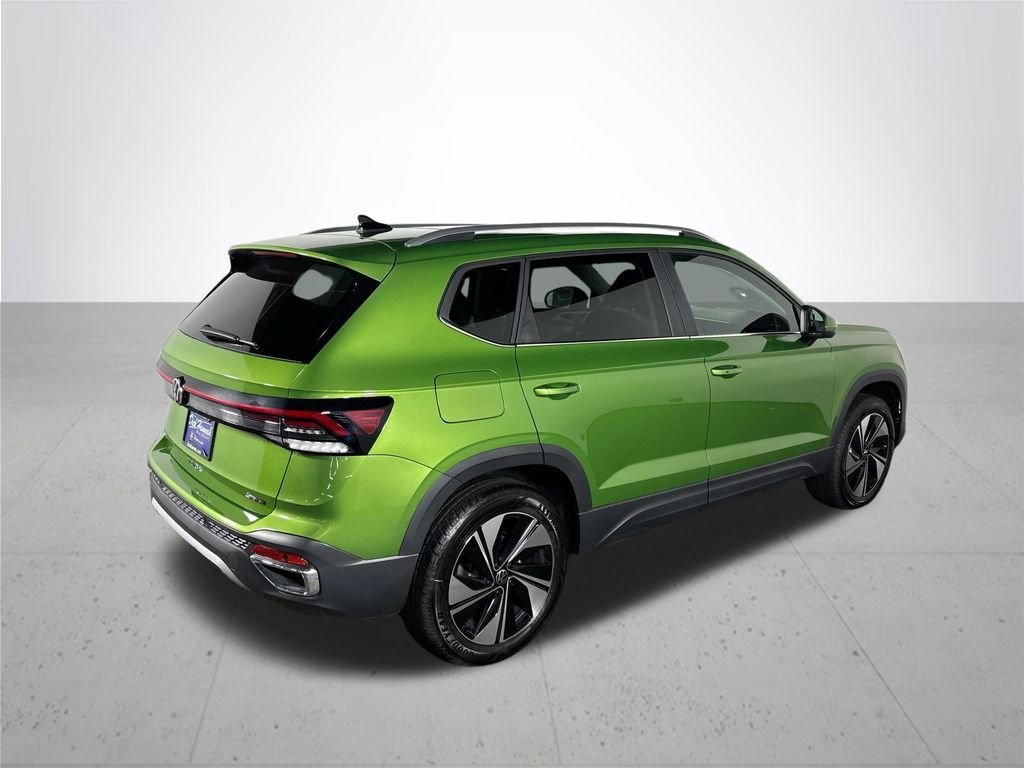 New 2026 Bright Moss Green Metallic Volkswagen 1.5T SE image 6