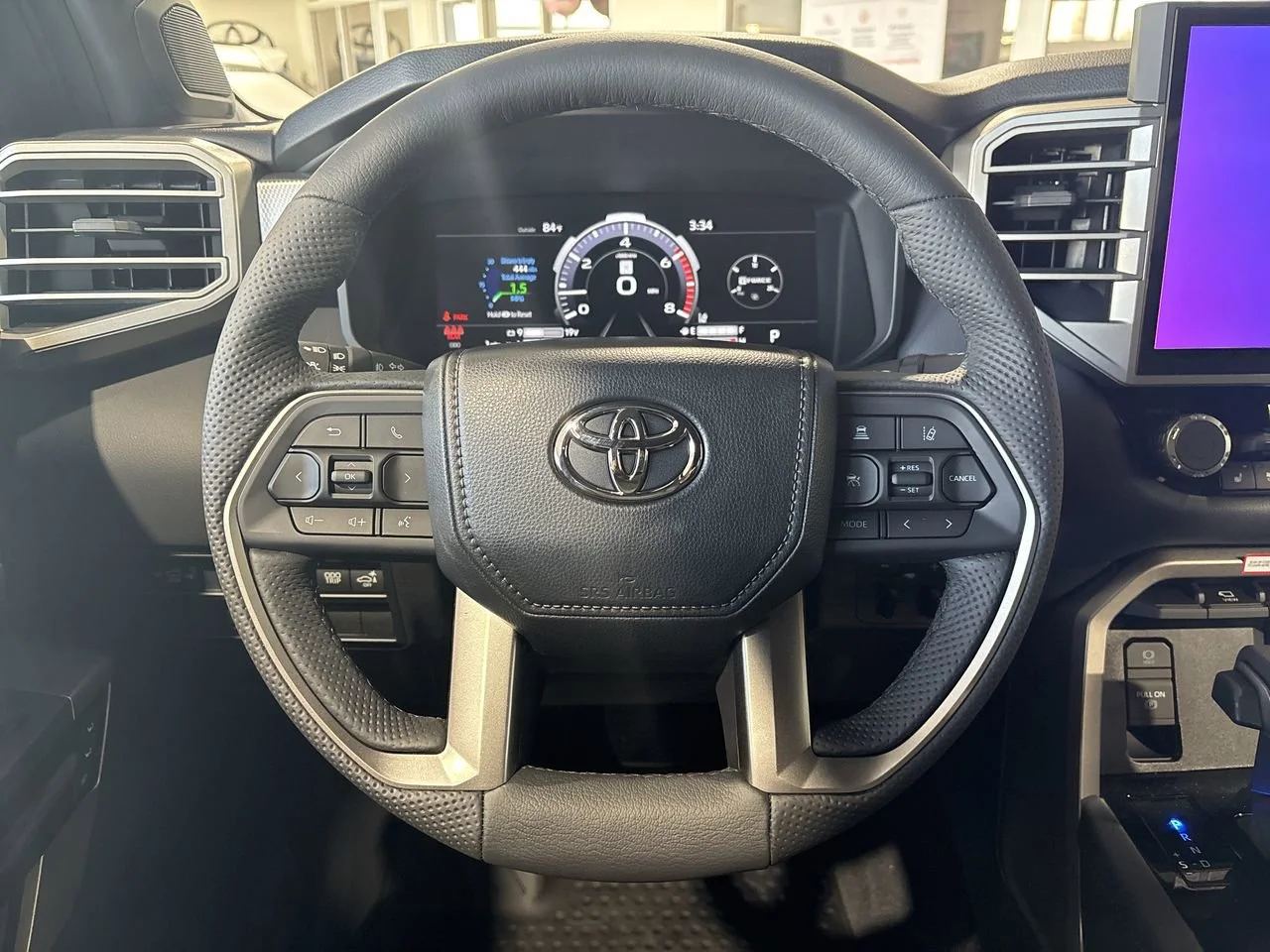 2025 Toyota Tundra Limited - Photo 14