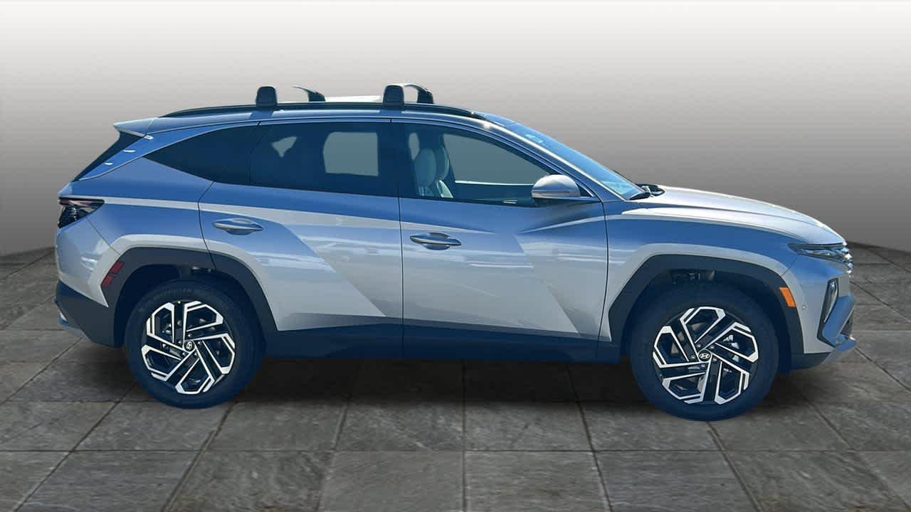 New 2026 Shimmering Silver Hyundai Limited image 4
