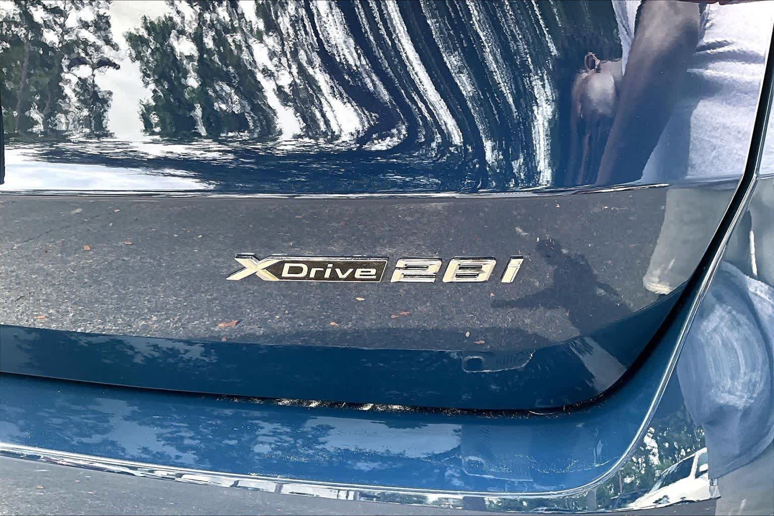 New 2026 Night Dusk Blue Metallic BMW xDrive28i image 15