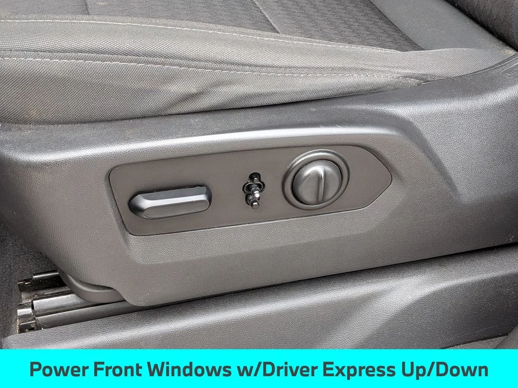 Used 2021 Silver Chevrolet RST image 18