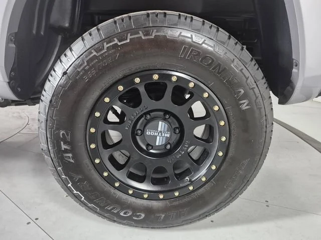 2019 Toyota Tacoma SR5 - Photo 11