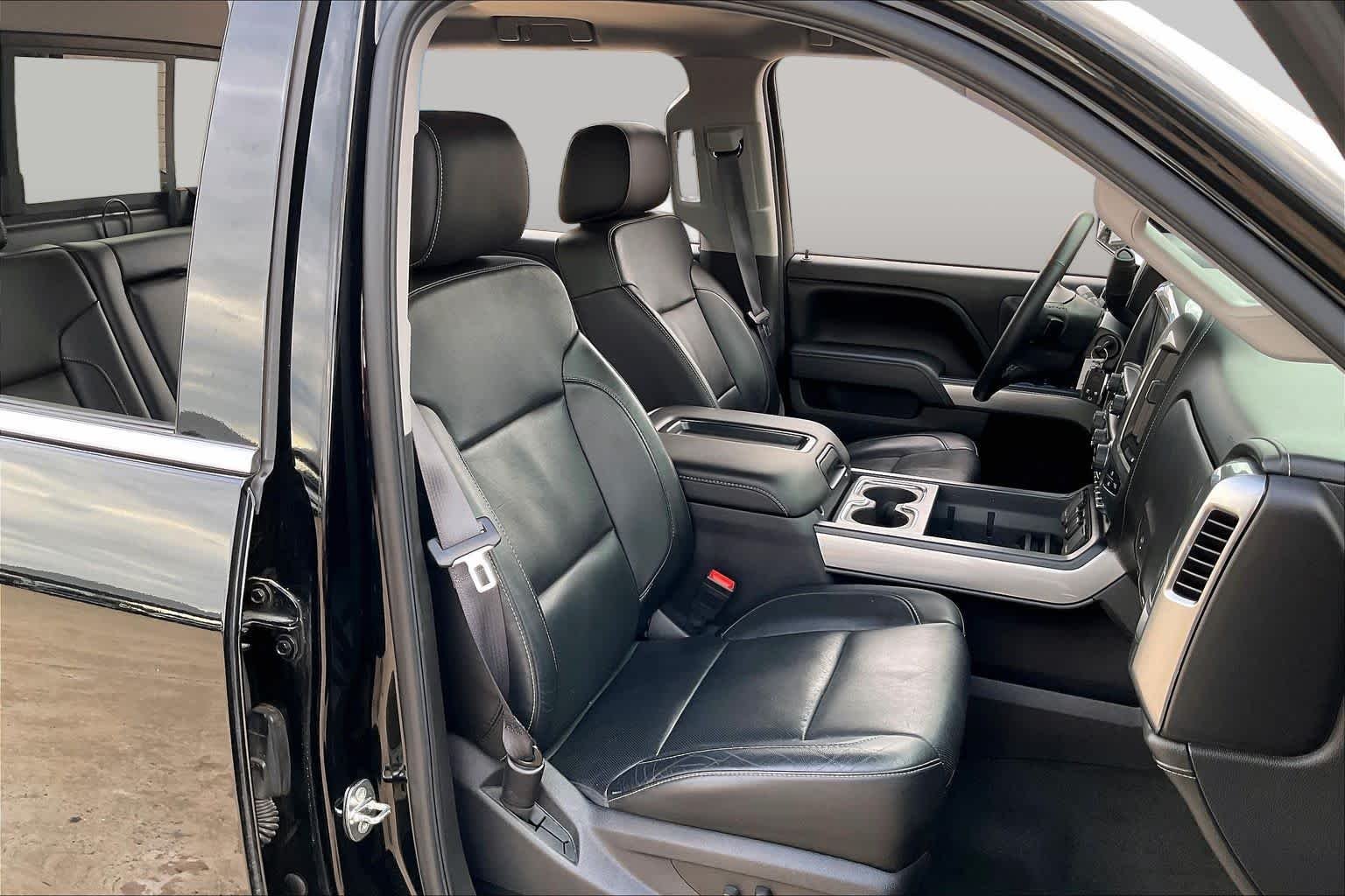 Used 2015 Black Chevrolet LTZ image 8
