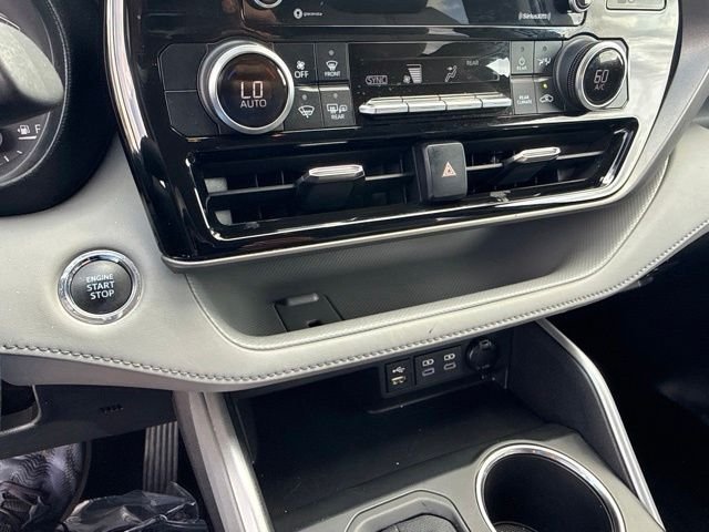 Used 2022 Silver Toyota L image 24