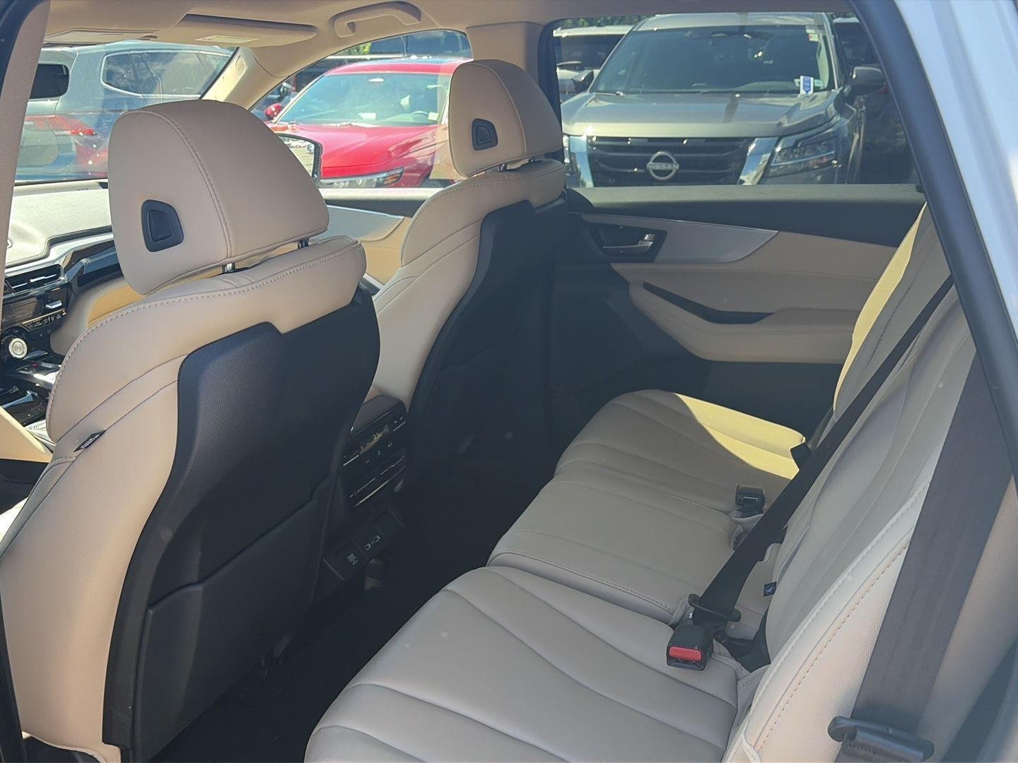 Used 2024 Platinum White Pearl Acura SH-AWD image 16