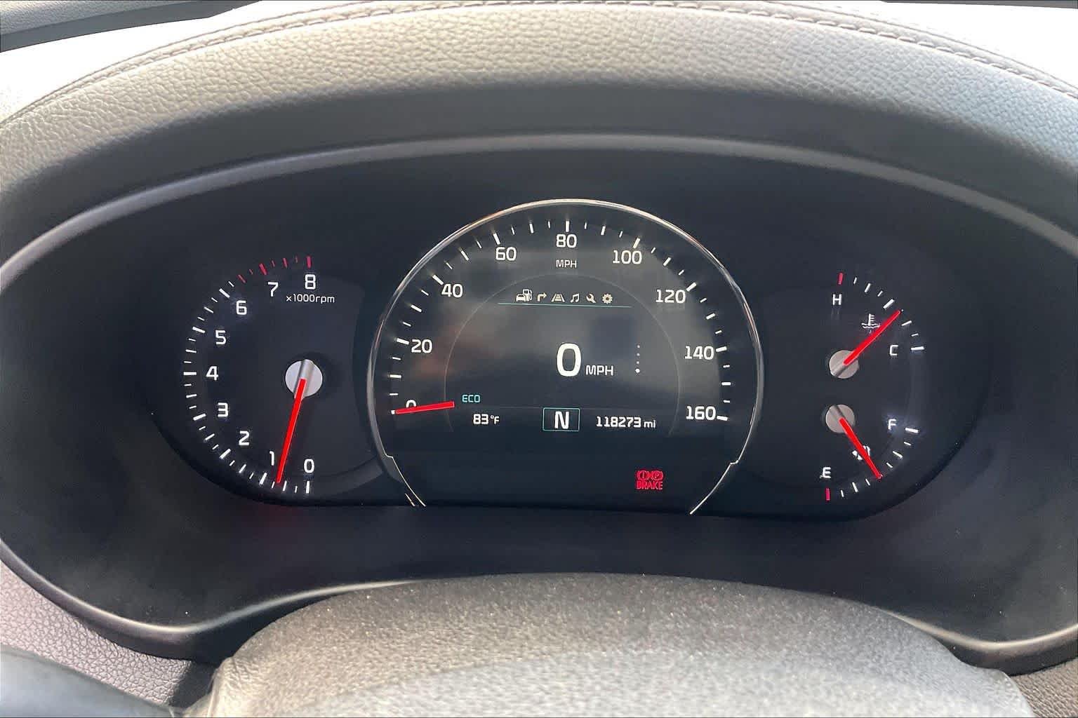 Used 2016 Titanium Silver Kia SXL image 26
