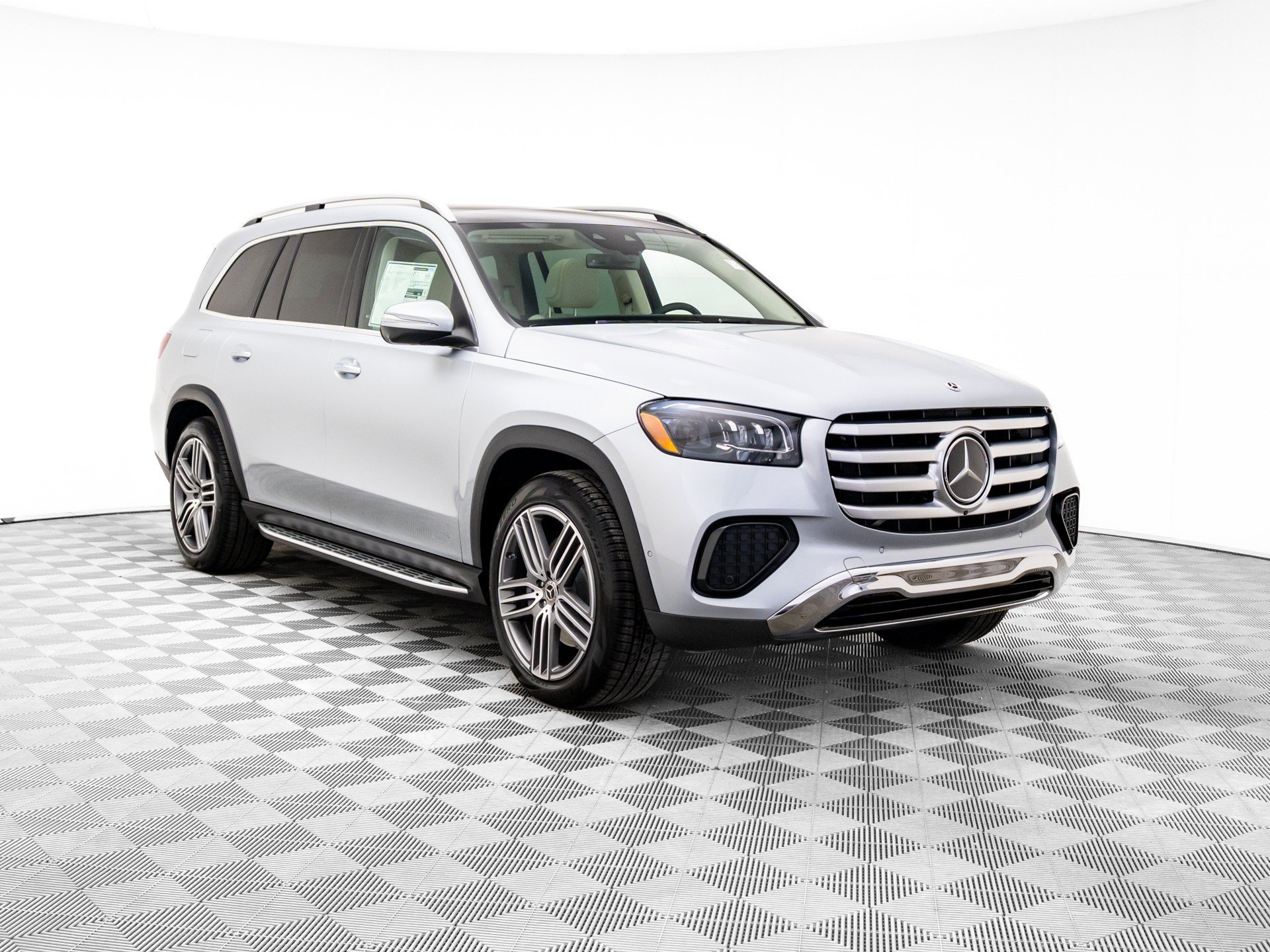 New 2026 Silver Mercedes-Benz GLS 450 image 47