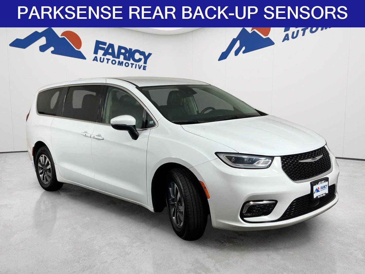 Used 2023 Bright White Clearcoat Chrysler Hybrid Touring L image 2