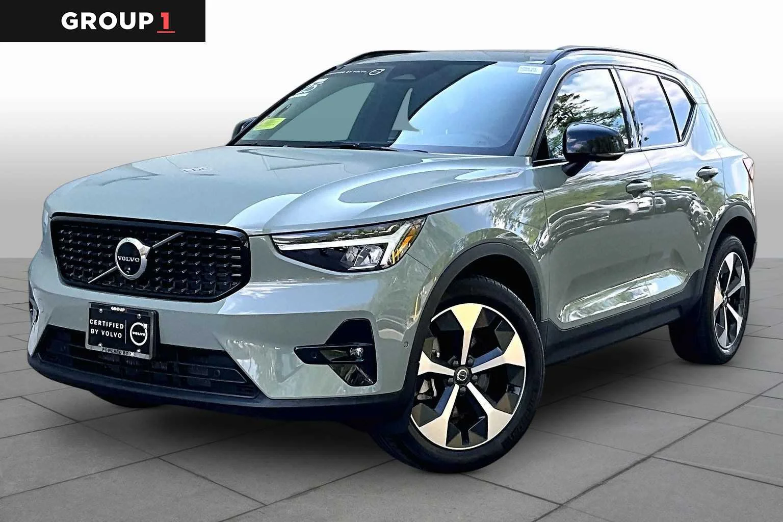 Certified Pre-Owned 2025 Volvo XC40 Plus Dark Theme Sport Utility