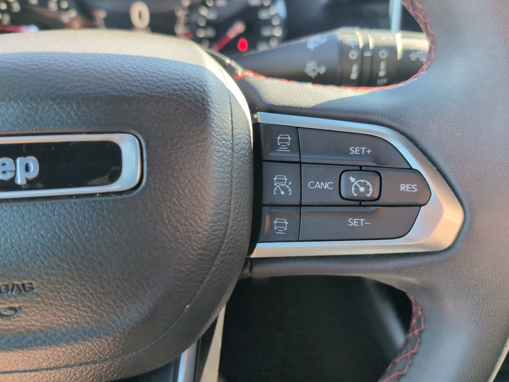 Used 2023 Gray Jeep Trailhawk image 14