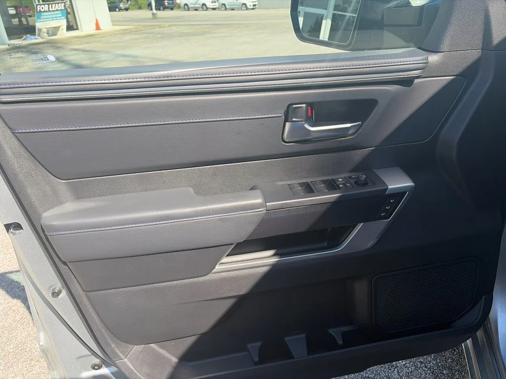 Used 2025 Silver Toyota Platinum image 12