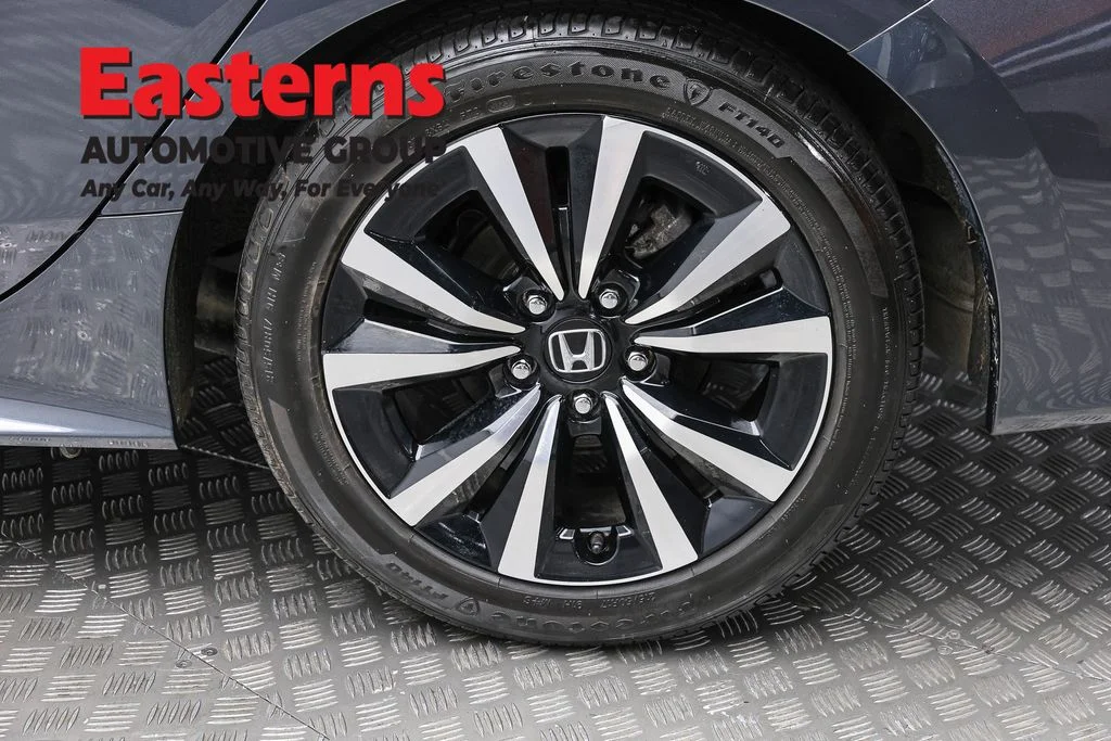 Used 2024 Gray Honda EX image 8