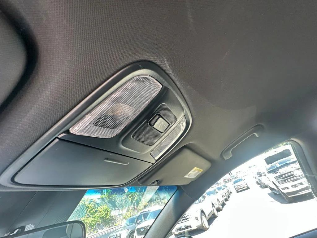Used 2019 Red Kia EX image 18