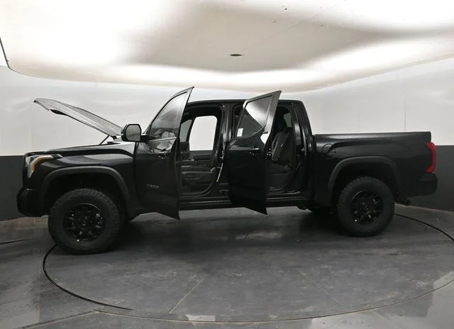 2026 Toyota Tundra SR5 - Photo 37