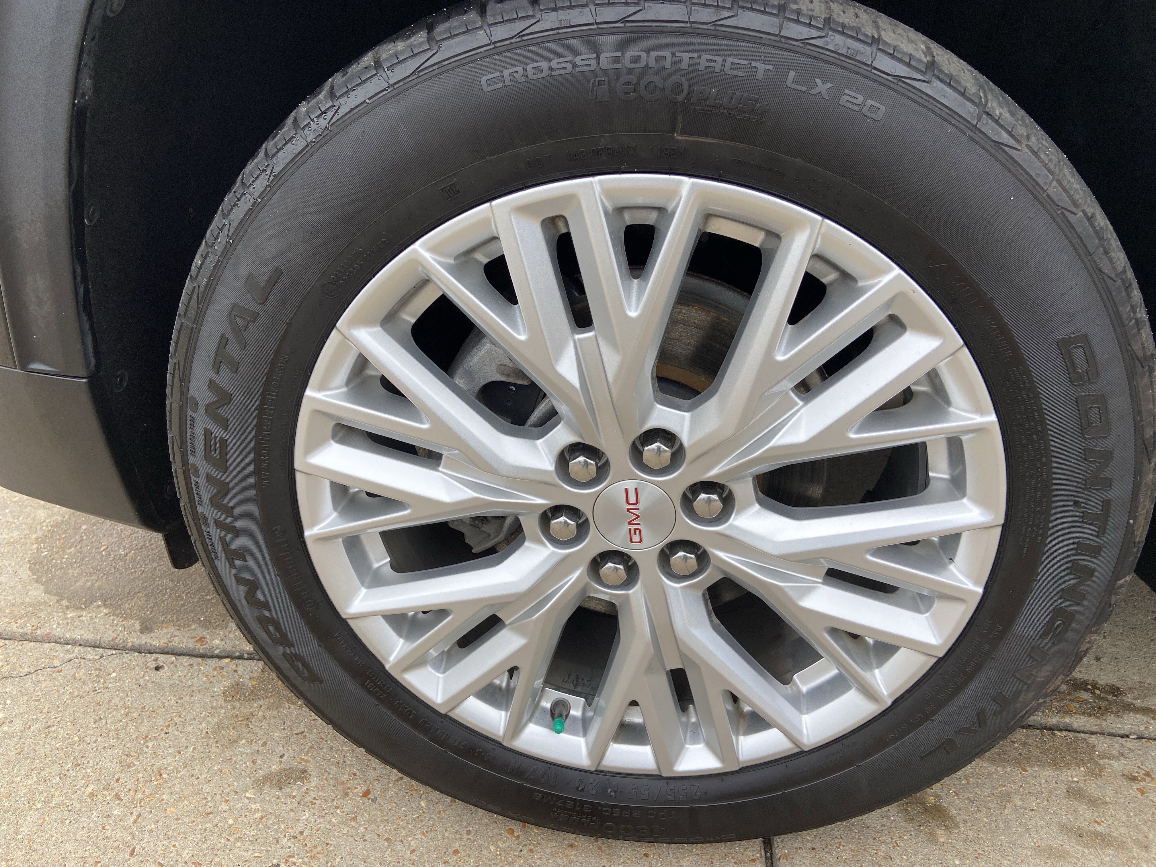 2024 GMC Acadia Elevation - Photo 23