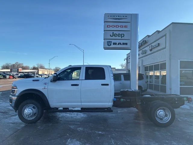 2026 RAM 4500 Tradesman 4X4 Crew Cab DRW 173" WB's photo
