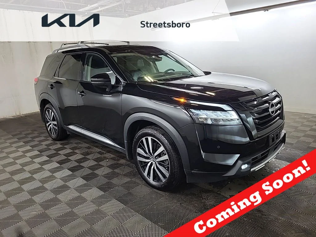 2024 Nissan Pathfinder Platinum 4WD's photo
