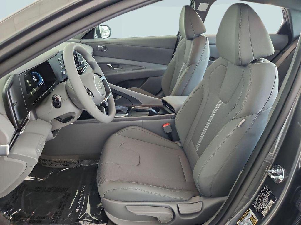 New 2026 Gray Hyundai SE image 21