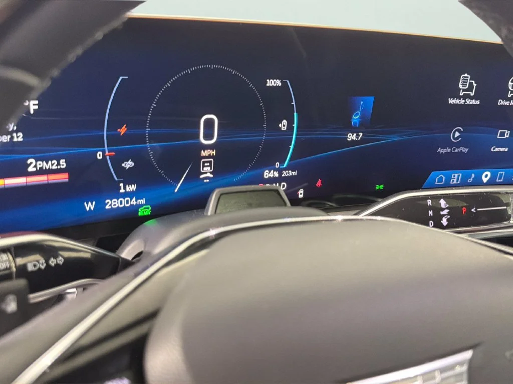 2025 Cadillac LYRIQ Luxury 3 - Photo 21