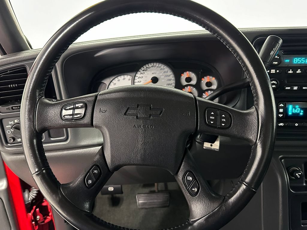 Used 2004 Victory Red Chevrolet NA image 62